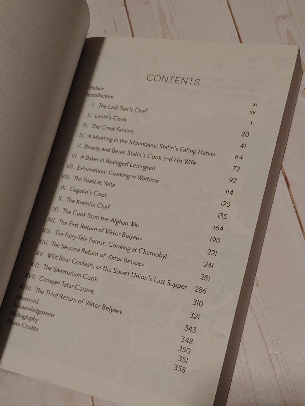 Witold Szabłowski What's Cooking in the Kremlin - Red Paperback - Picture 4 of 6